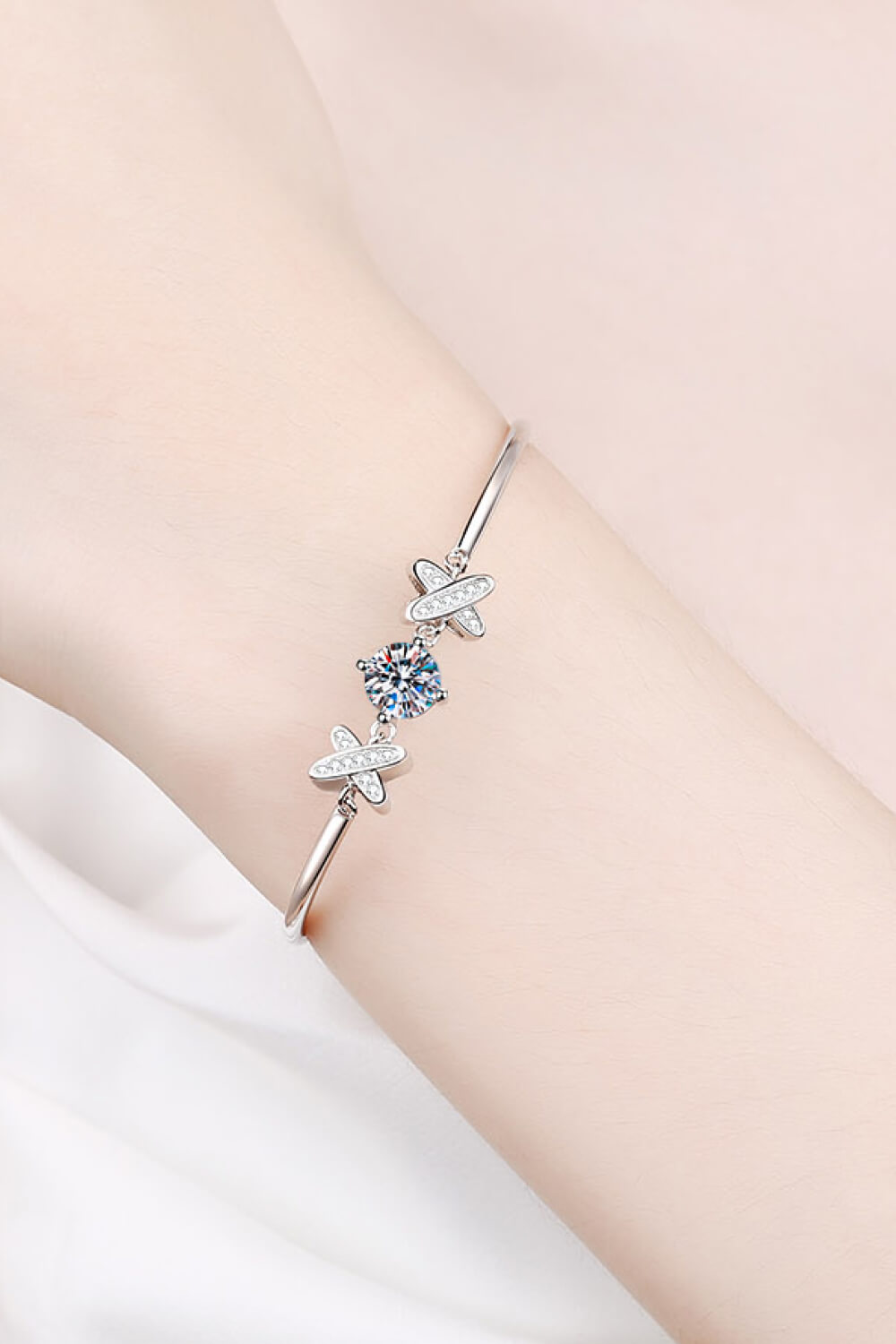 State of Mind Moissanite Bracelet